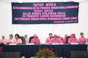 Ketua Bhayangkari Daerah Banten, Gelar Tatap Muka Dengan Bhayangkari Cabang Lebak