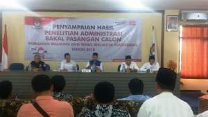  Komisi Pemilihan Umum (KPU) Kota Tangerang menyampaikan hasil tes kesehatan dan penelitian administrasi bakal pasangan calon Walikota dan Wakil Walikota Tangerang