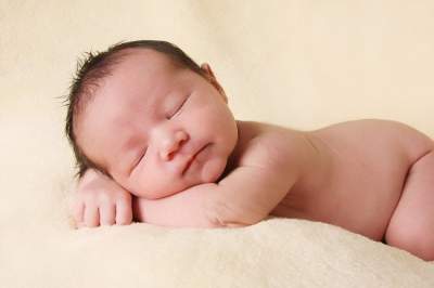 Tips Menjaga Kesehatan Kulit Bayi, Peran Penting Popok dan Kebersihan