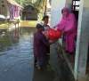 Polres Serang Beri Bantuan Korban Banjir