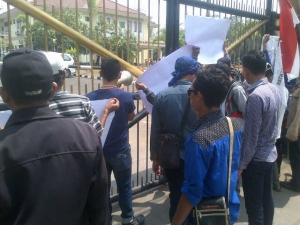 Dua LSM Banten Desak Kejati Banten tuntaskan Korupsi Dana Jamkesmas di RSUD Adjidarmo Lebak
