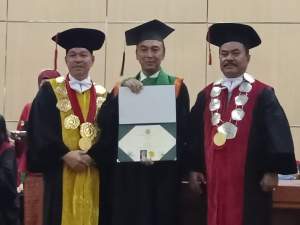 Kapolrestabes Surabaya Raih Wisudawan Doktoral Terbaik USU Medan