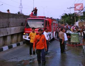 Kebakaran di Jalan Gatot Subroto, Kota Tangerang