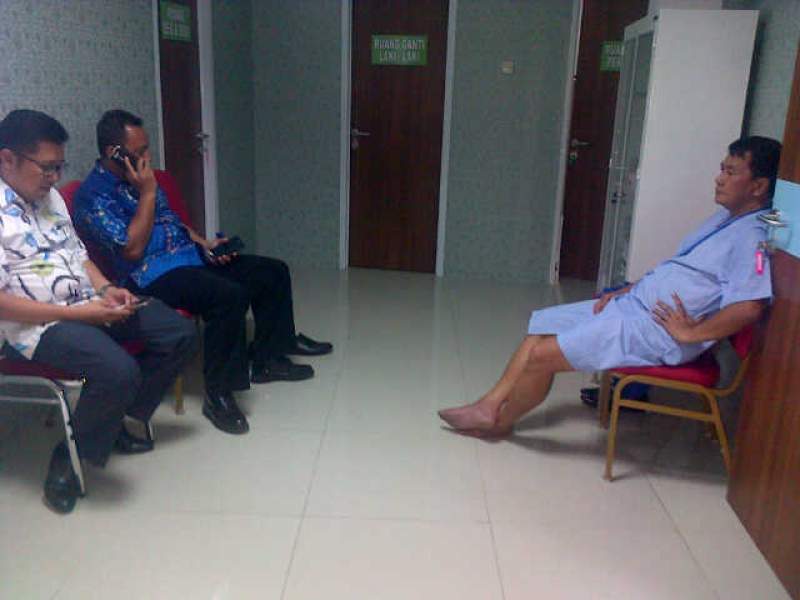 Peserta tes kesehatan Sekda Kabupaten Tangerang, Rudi Maesal di RSUD Balaraja