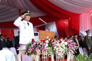 Wabup Tangerang Jadi Inspektur Penuruan bendera Merah Putih