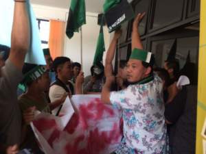 Aktivis HMI Lebak Geruduk Distamben Propinsi Banten