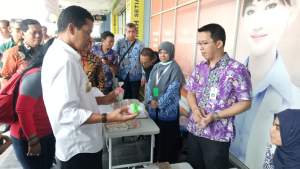 Sidak Di Pasar Curug, BPOM Banten Temukan Makanan Berformalin