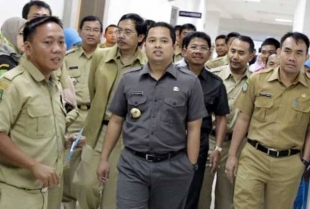 Walikota Tangerang tindak tegas PNS ijasah palsu