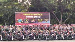 Jalin Kekompakan, Upacara bendera Bersama TNI Polri