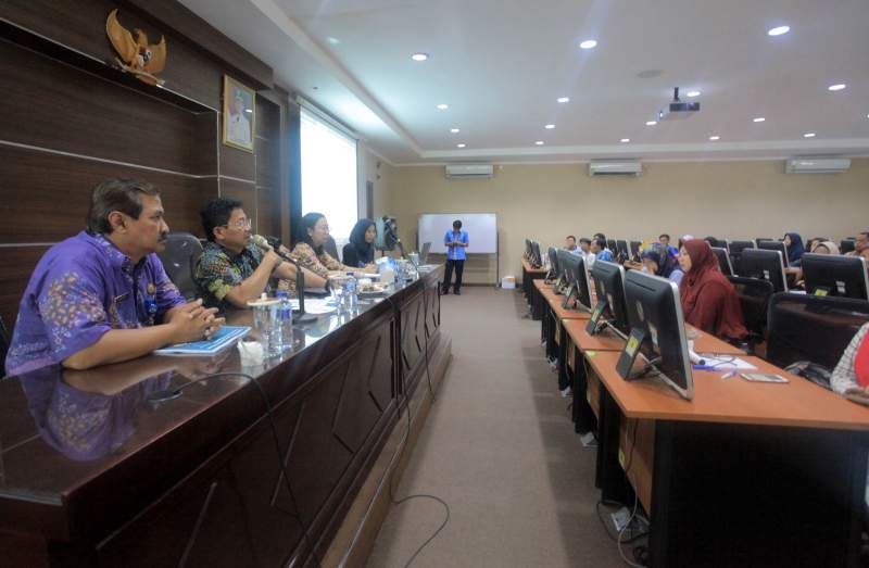 Suasana  pelatihan digital marketing di Kota Tangerang.