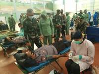 Jelang HUT TNI Ke 75, Korem 064 Maulana Yusuf Gelar Kegiatan Donor Darah