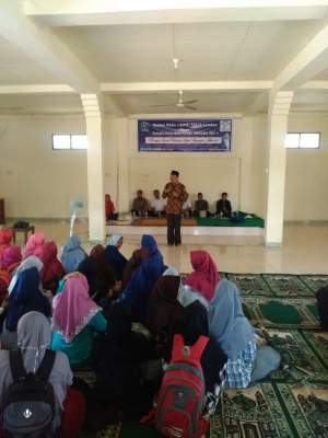 Ikatan Rohis (Ikro) Lebak Selatan menggelar kegiatan Belajar Islam Akhir Pekan (Brilian) yang dilaksanakan di gedung Islamic Center Bayah