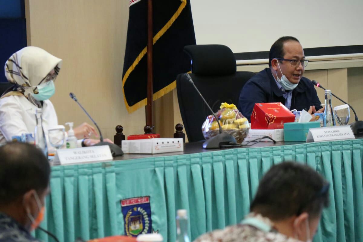 Angkat Kematian Covid 19 Meningkat Pemkot Tangsel Batasi Kerumunan Masyarakat 2