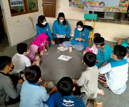 Gerakan Menabung Dengan Media Literasi Pada Anak 3