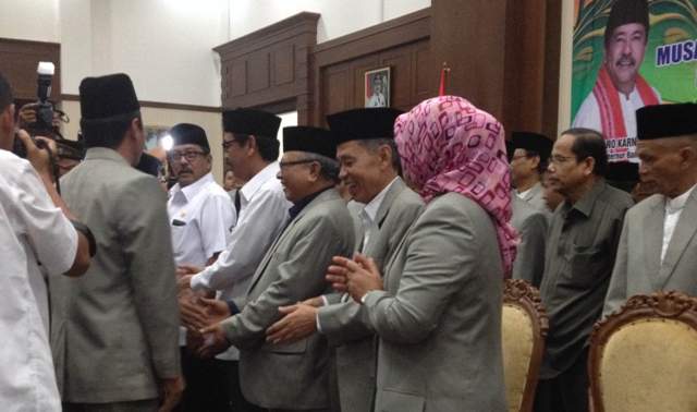 Gubernur Banten  Khafilah Banten agar memiliki Ciri Khas pada seragam untuk mengikuti MTQ ke 26 di NTB 4