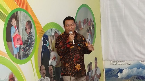 Jaga Keseimbangan Lingkungan Anak Diajarkan Daur Ulang Koran 1