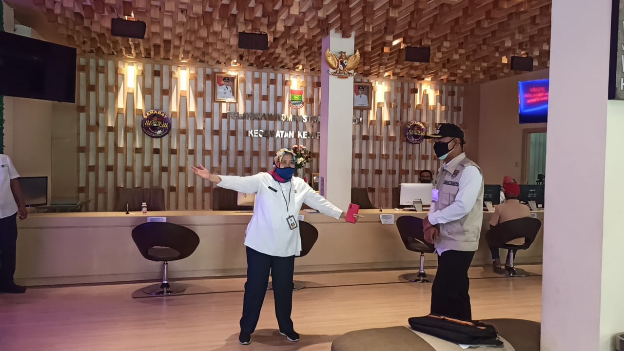 Kunjungi Kantor Kecamatan Kelapa Dua Wabup Tangerang Minta Pelayanan Tetap Jalan 1