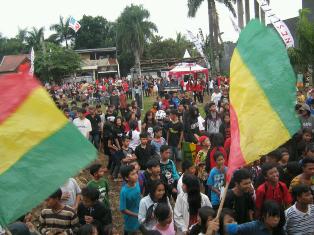 ABG Tangsel Kena Sindrome Bob Marley