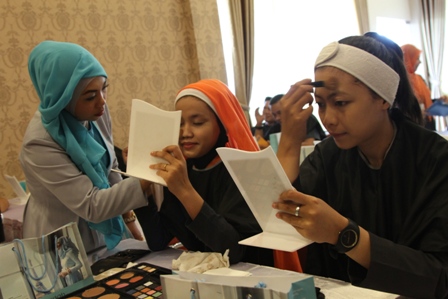 Beauty  Handsome Class Refreshment Great Service MMS