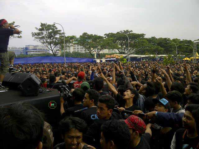 ALSEACE 2014 Hiruk pikuk pengunjung ALSEACE 2014