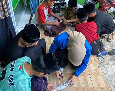 Sosialisasi dan Edukasi Efisiensi Barang Bekas Guna Kesetabilan Ekonomi Pasca Pandemi 1