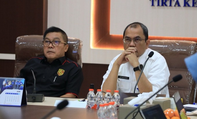 Taat Membayar Pajak Air DPRD Provinsi Banten Beri Ap