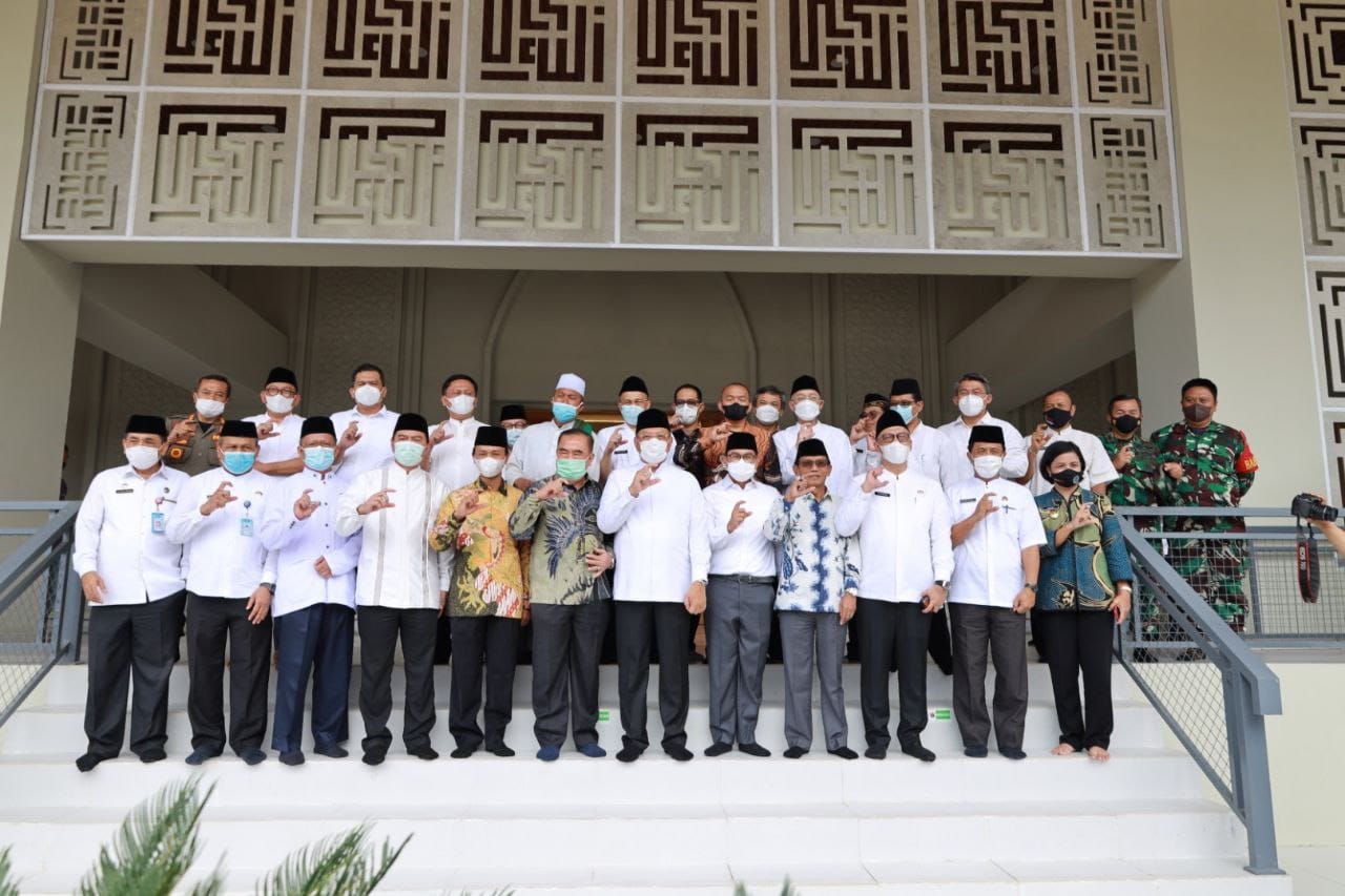 Wali Kota Tangsel Resmikan Islamic Center dan Berbagai Bangunan Fasilitas Publik Lainnya.jpeg 3