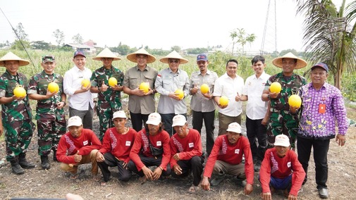 Zaki Dampingi Wakil Mentri Pertanian Kunjungi Puskagro di Teluknaga 2