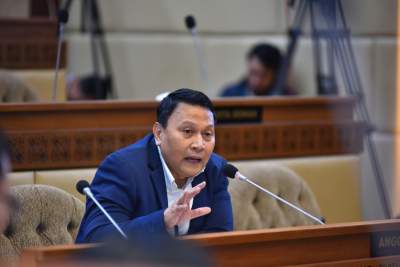 DPR RI Minta Pemerintah Batasi TNI-Polri Duduki Jabatan Sipil