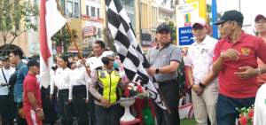 Ribuan Masyarakat Kecamatan Karang Tengah, Antusias Ikuti Jalan Sehat Semarak HUT Kemerdekaan RI Ke -78