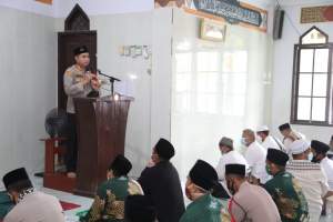 Kapolresta Tangerang Gelar Jumling ke Mesjid  Cisoka Indah Regensi