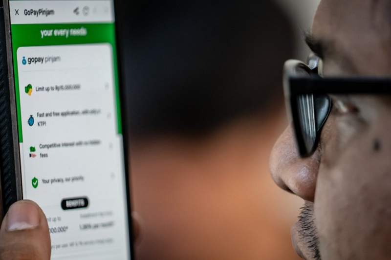 Ilustrasi pinjaman online (financial technology/fintech)