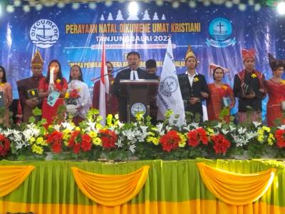 Ribuan umat Kristiani saat mengikuti ibadah Perayaan Natal Oikumene tahun 2022 di GOR Tanjungbalai.