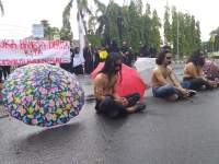 Kecewa Pada Pemerintah, Mahasiswa Lakukan Aksi Bisu