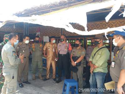 Diduga Resahkan Warga, Satpol PP Tutup Galian Tanah Di Desa Bakung Kronjo