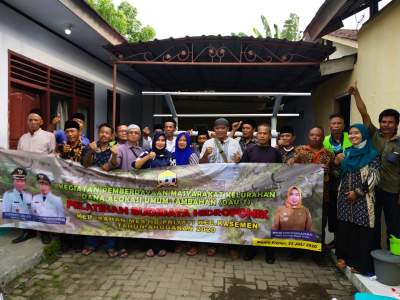 Kelurahan Mesjid Priyai Adakan Pelatihan Budidaya Hidroponik