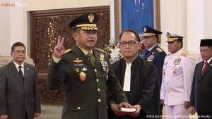 Maruli Simanjuntak usai dilantik sebagai KSAD di Istana Negara, Jakarta, Rabu (29/11/2023).