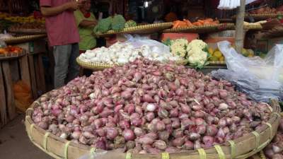 Pasca Lebaran Harga Bawang Merah Masih Mahal