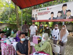 Masyarakat Kabupaten Serang Antusias Ikuti Vaksinasi Covid -19 Dari Partai Gerindra Banten