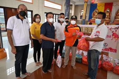 Plt Wali Kota Hadiri Bhakti Sosial dan Aksi Peduli Imlek