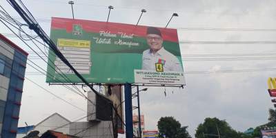 Alat Peraga Kampanye Caleg Di Jalan Protokoler langgar Aturan