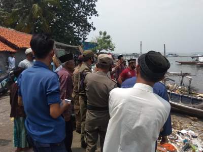 Tiga Orang Tewas di Pantai Tanjung Pasir saat Mencari Ikan