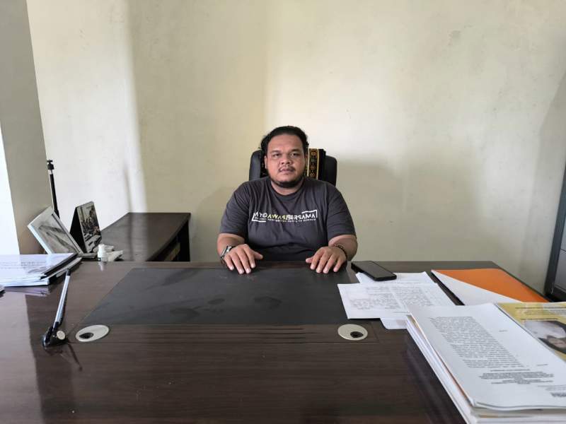 Jelang Masa Tenang Bawaslu Tanjungbalai Imbau Paslon Kada Tertibkan APK Serta Tidak Kampanye