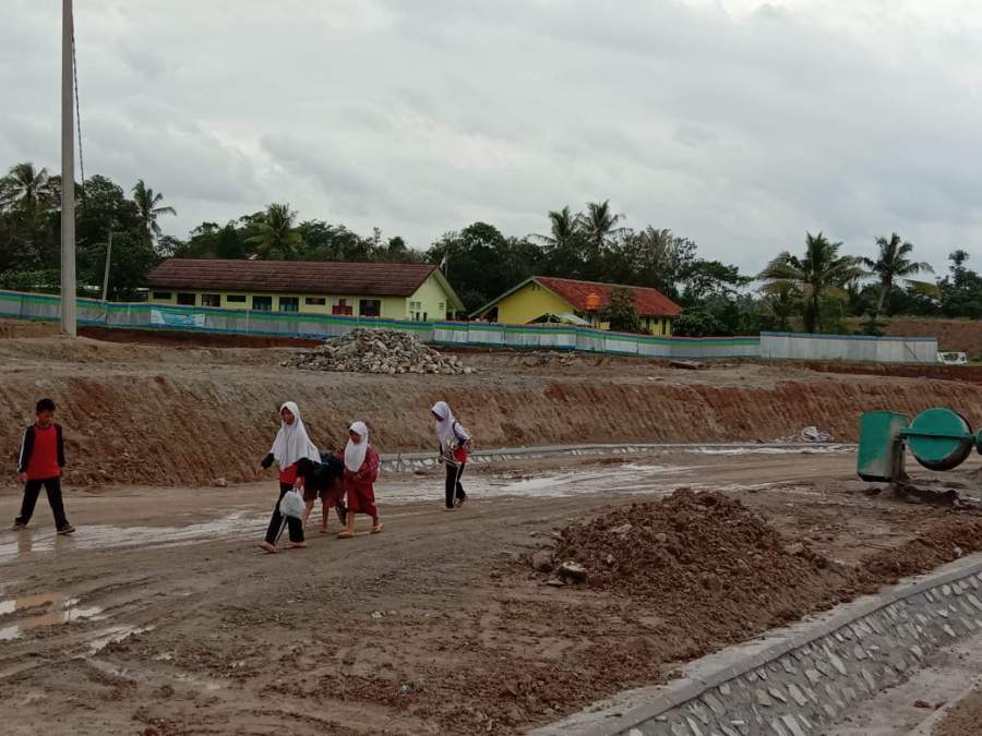 Tampak SDN Cilayanggahu terdampak proyek pembangunan jalan to serang panimbang (DB)