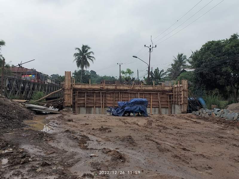 Dinas PUPR Diminta Membacklist Pelaksana Proyek Jembatan Cisoka