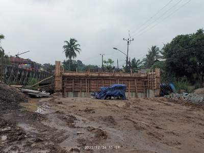 Dinas PUPR Diminta Membacklist Pelaksana Proyek Jembatan Cisoka