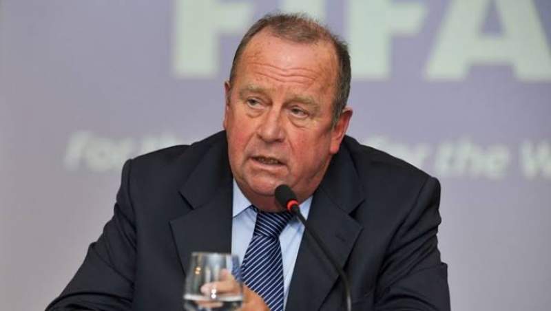 Michel D’Hooghe Kepala Komite Medis FIFA .