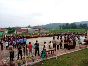 Ponpes Al-Azkiya Gelar AMPERA