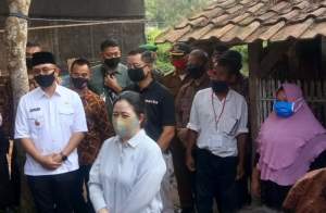 Wagu Banten Andika saat mendampingin Ketua DPRI Puan Mahari dalam kunjungan kerja ke jayanti, Kabupaten Tangerang. Selasa (23/6/2020)