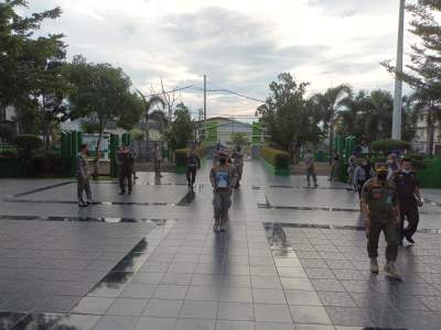 Almarhum Drs. H. Hudarni Rani, SH Dimakamkan di Taman Makam Pahlawan Pawitralaya